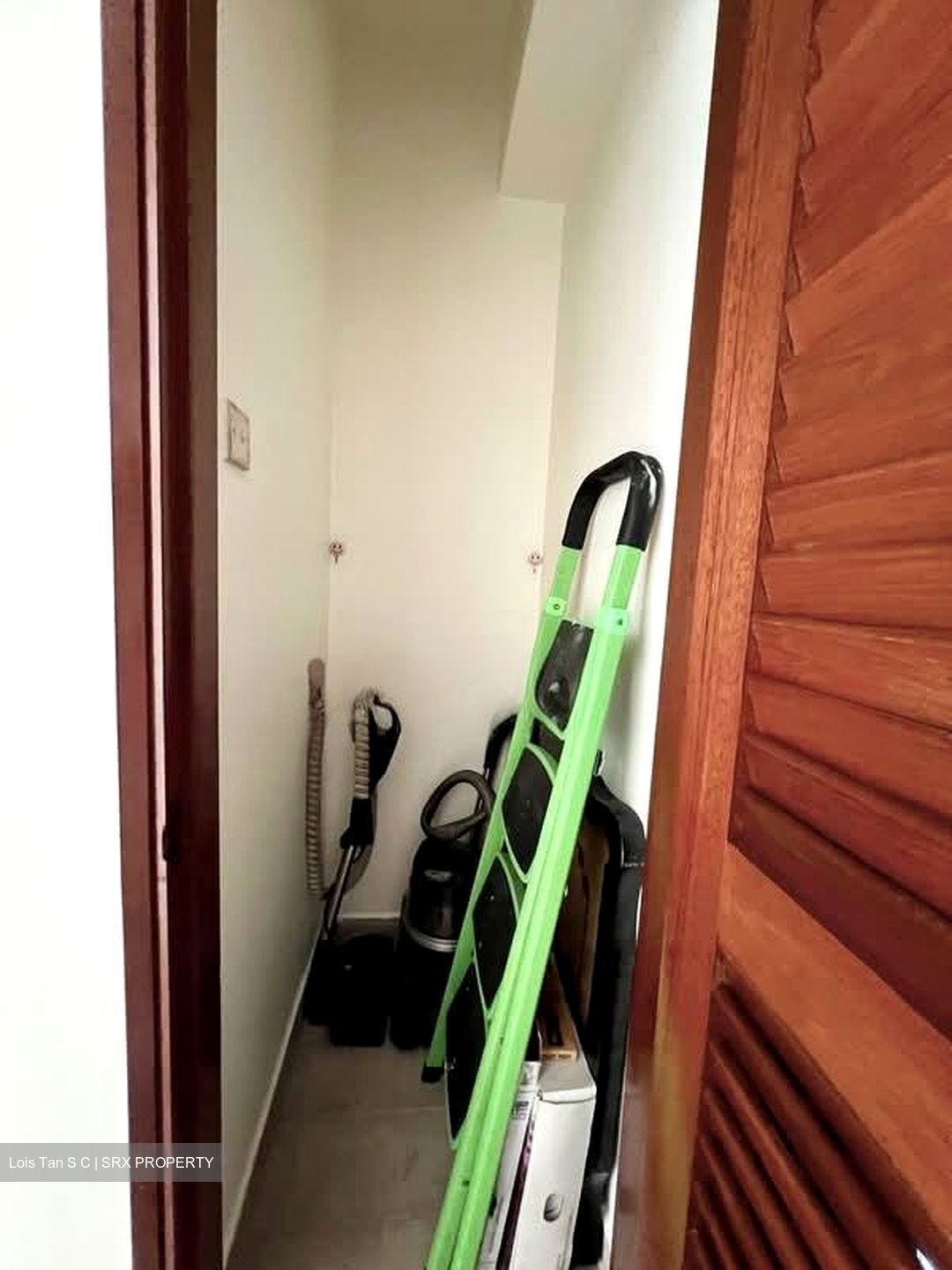 Simei Green Condominium (D18), Condominium #571398211
